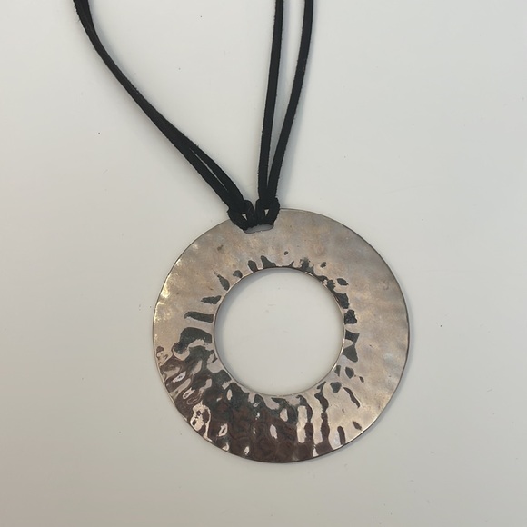 Pendant necklace round silver color - Picture 3 of 6